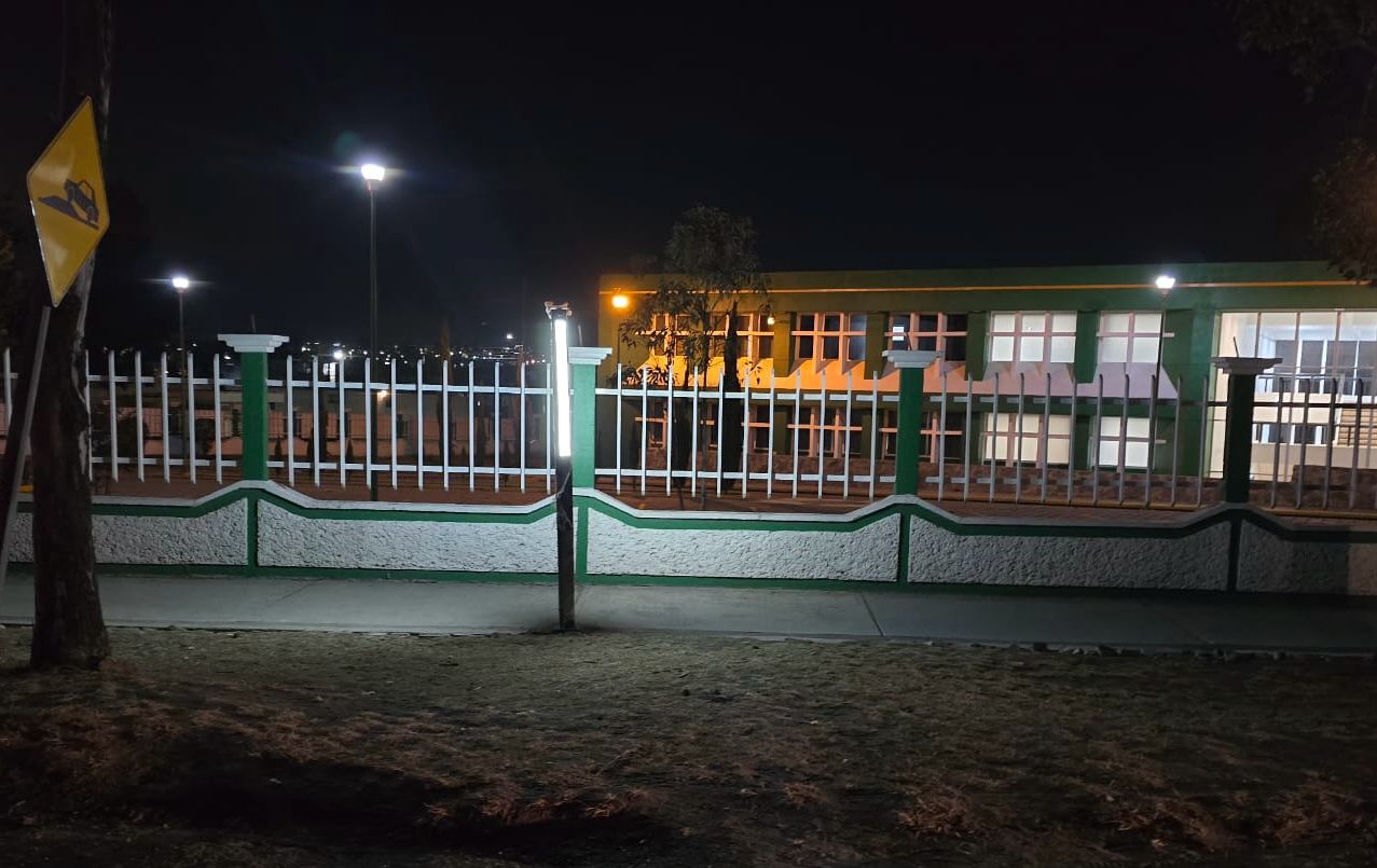 Con mejor iluminación, gobierno de Tzompantepec brinda mayor seguridad a la población